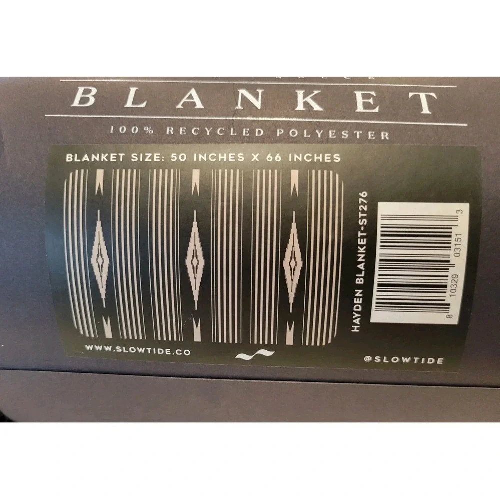 100% Recycled Materials Slowtide Fleece Blanket Black White Aztec 50x66 NWT